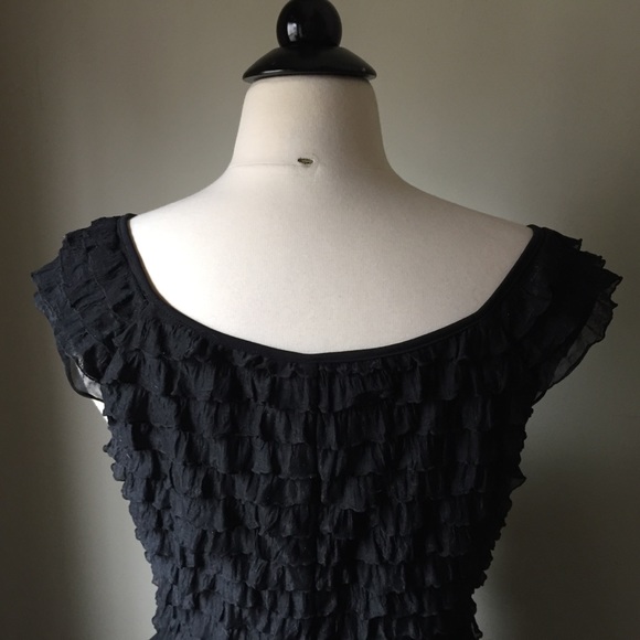Donna Morgan sleeveless tiered little black dress - Picture 2 of 7